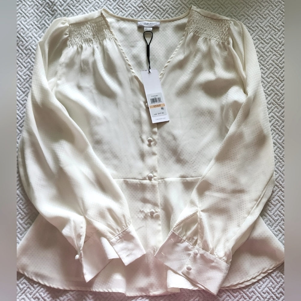 NWT Calvin klein silk blouse size S.